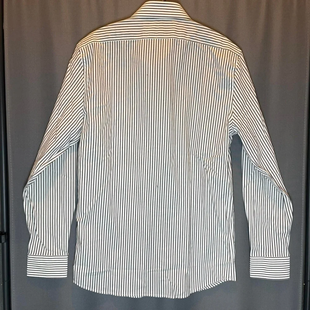 Slim Fit Men's Stripe Dress Shirt - White & Navy Brand New Without Tags